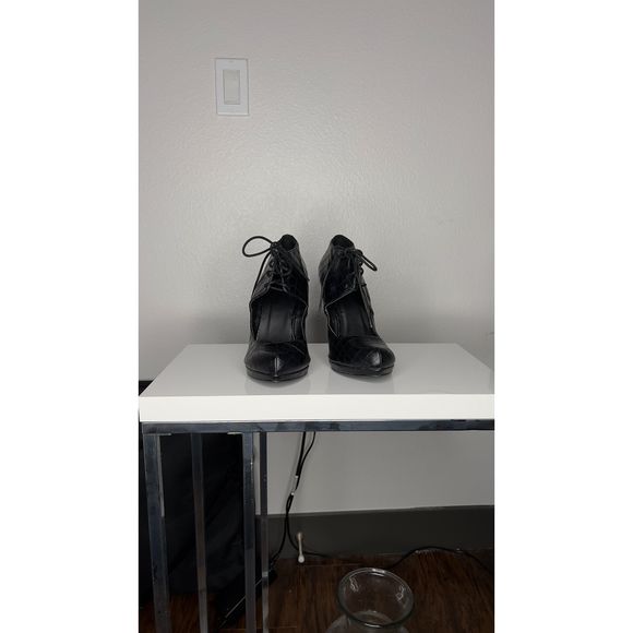 Lace Up Faux Alligator Texture Wedge Heels - Picture 2 of 8